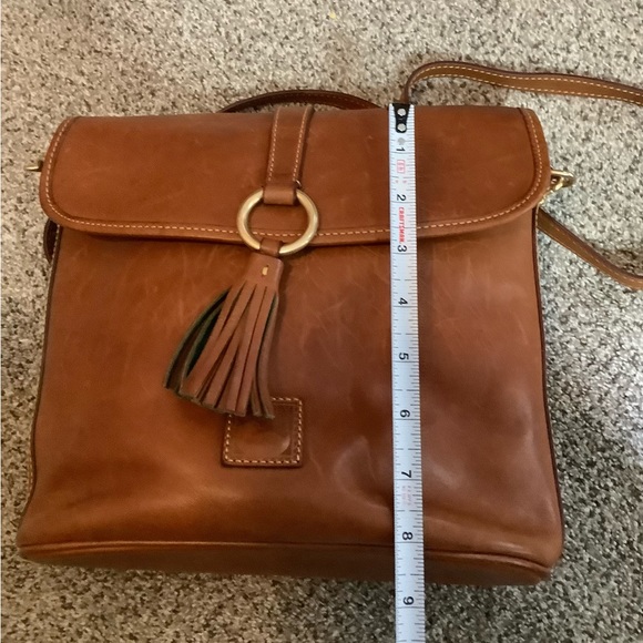 Dooney and Bourke Florentine crossbody purse - Picture 6 of 9